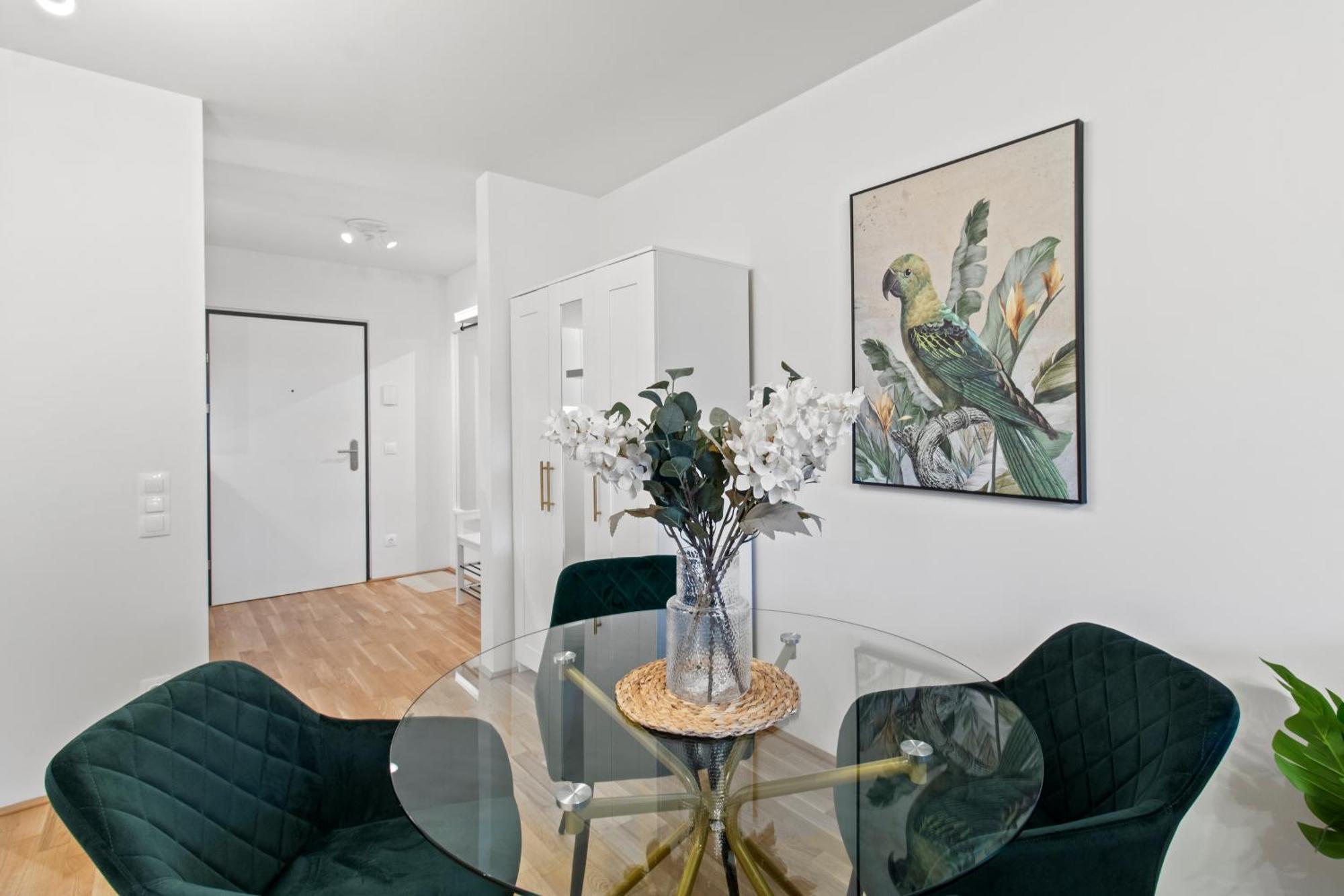 Balcony Apartment I 50 M² I Near City Center Вена Экстерьер фото