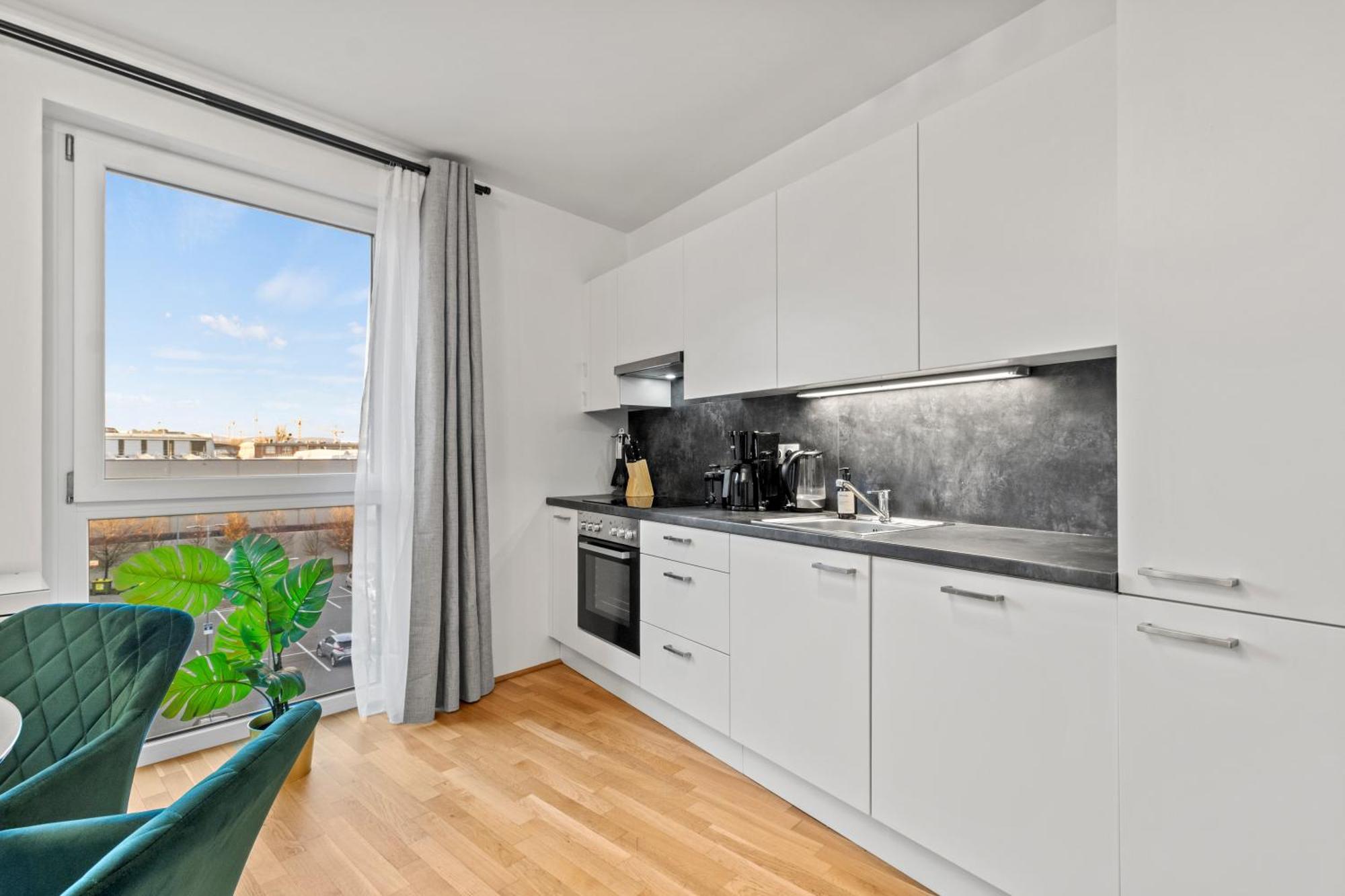 Balcony Apartment I 50 M² I Near City Center Вена Экстерьер фото
