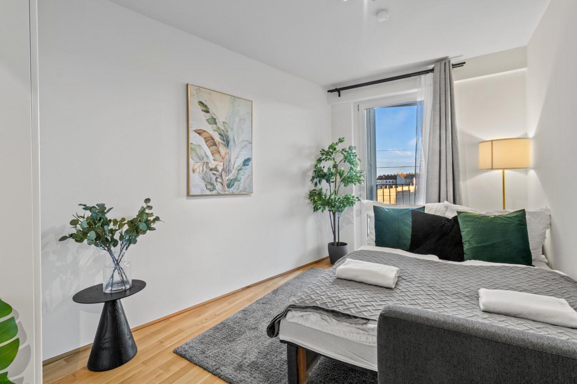 Balcony Apartment I 50 M² I Near City Center Вена Экстерьер фото