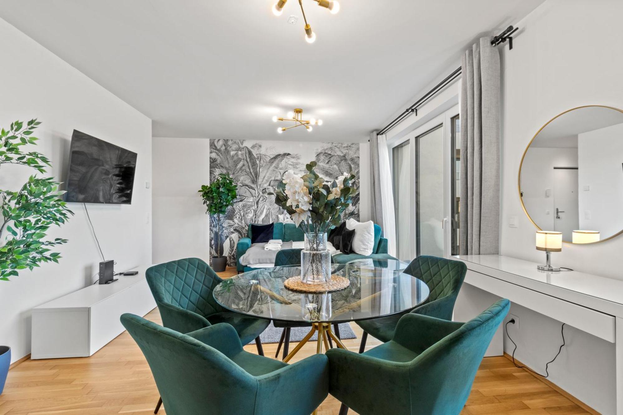 Balcony Apartment I 50 M² I Near City Center Вена Экстерьер фото