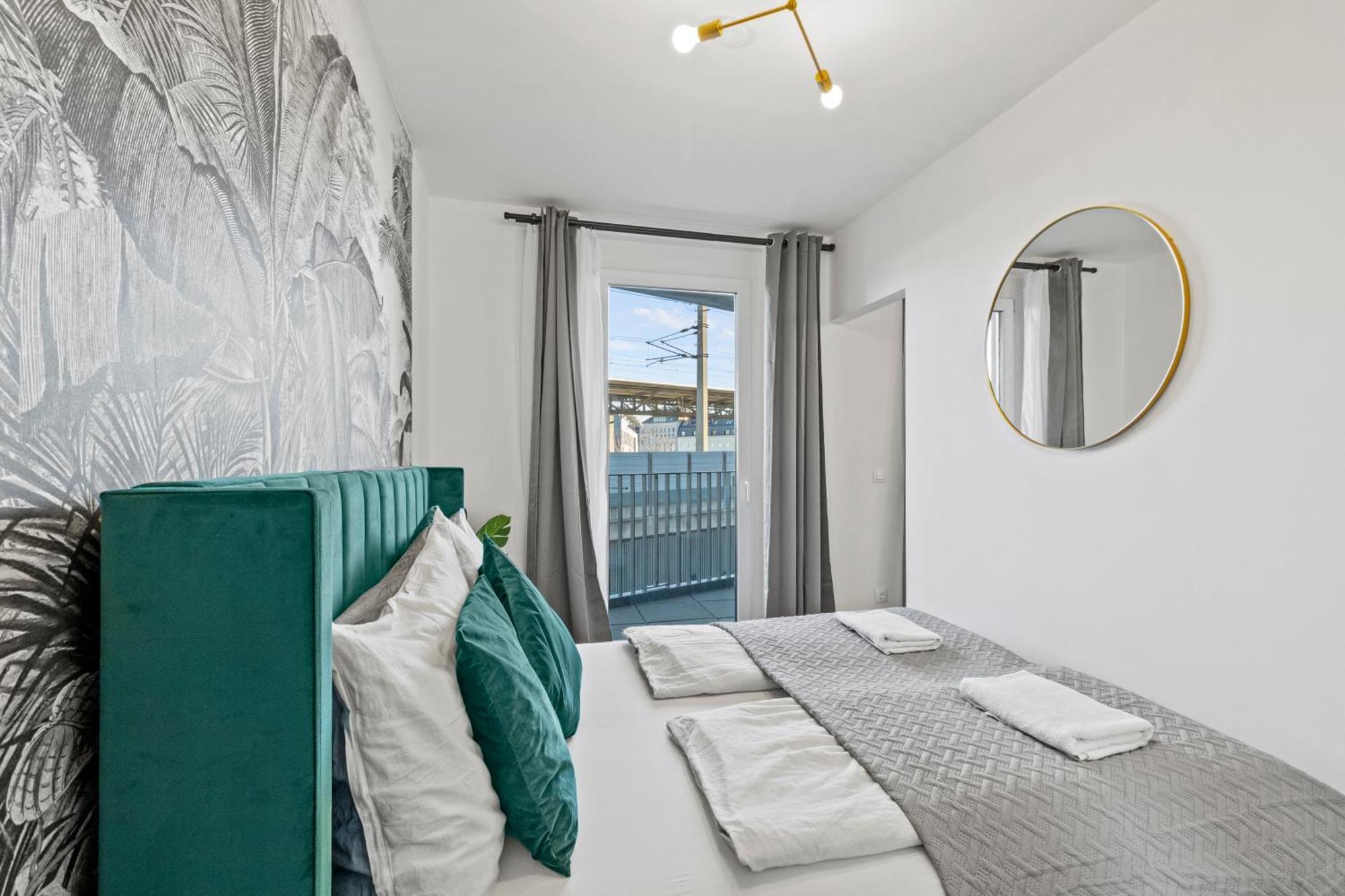 Balcony Apartment I 50 M² I Near City Center Вена Экстерьер фото