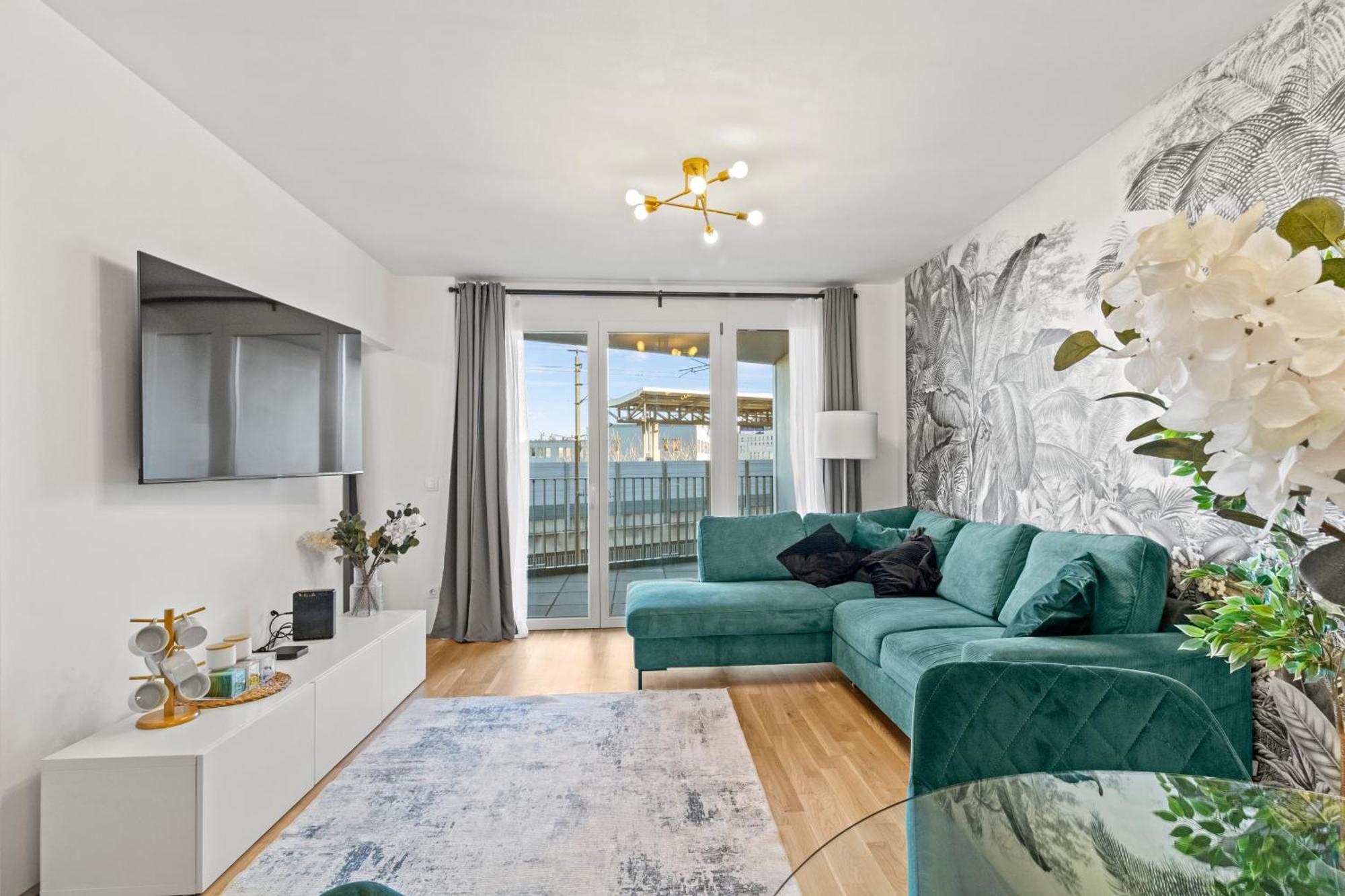 Balcony Apartment I 50 M² I Near City Center Вена Экстерьер фото