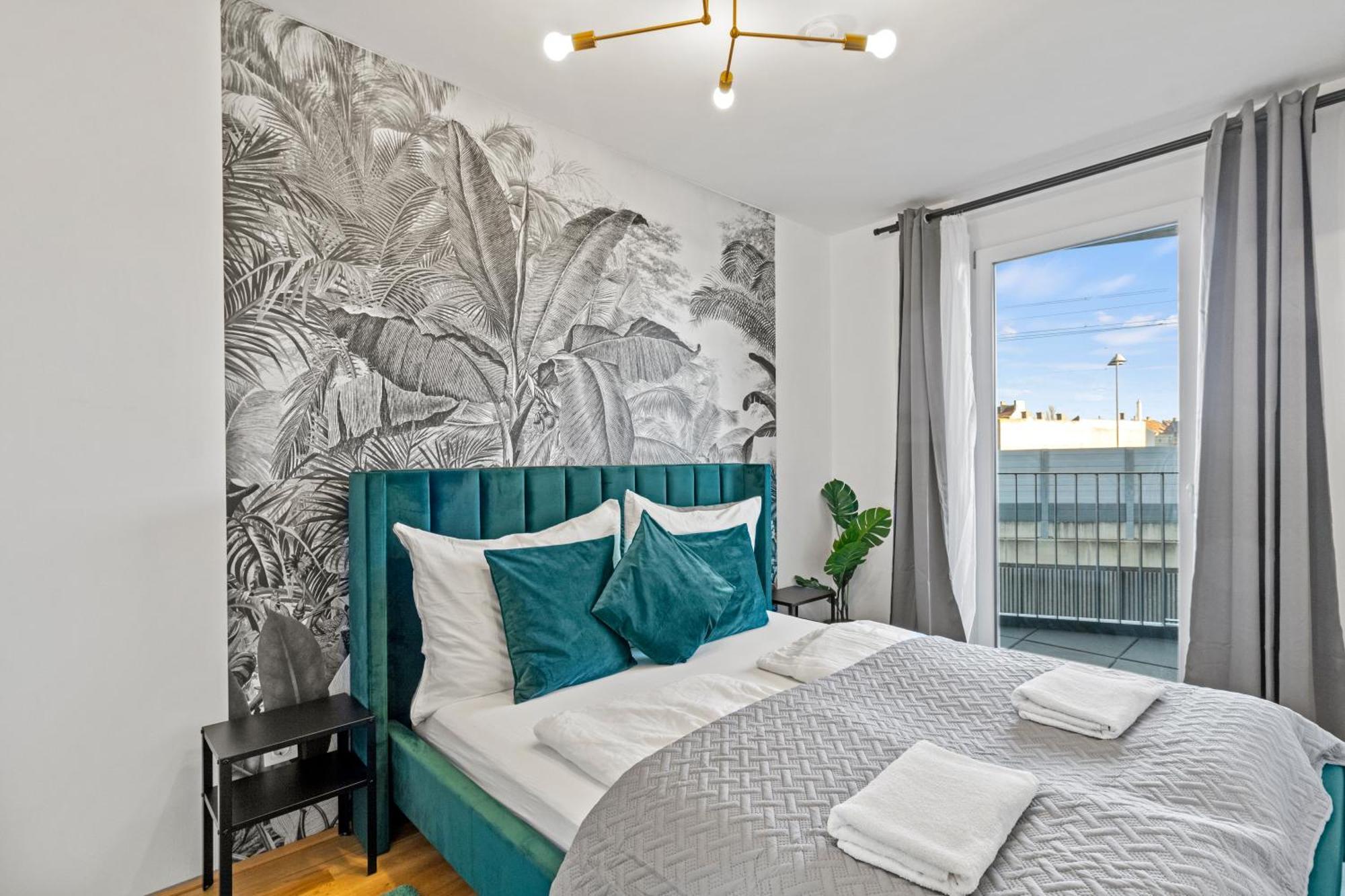 Balcony Apartment I 50 M² I Near City Center Вена Экстерьер фото