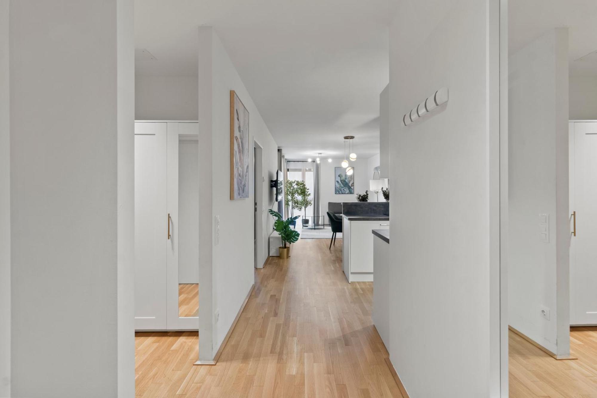Balcony Apartment I 50 M² I Near City Center Вена Экстерьер фото