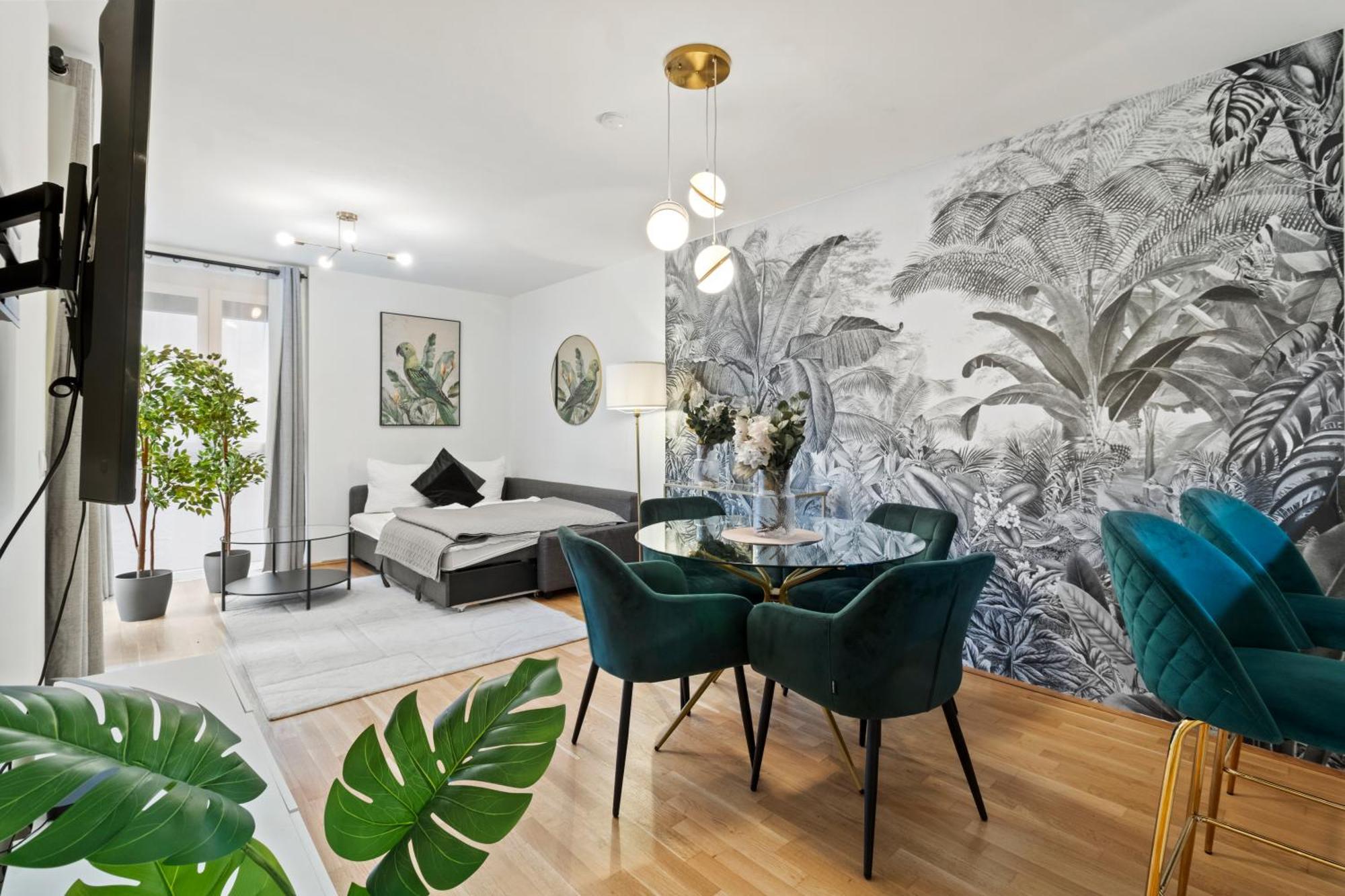 Balcony Apartment I 50 M² I Near City Center Вена Экстерьер фото